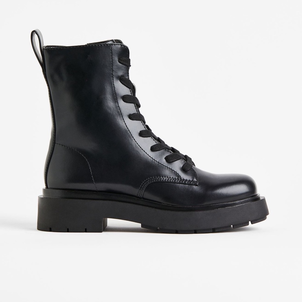 H&M Boots *NEW WITHOUT TAGS*